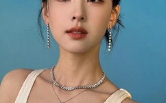 zjizji18女人水多